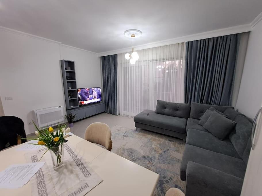 Guest House - Happy Apart In City Center טיראנה מראה חיצוני תמונה